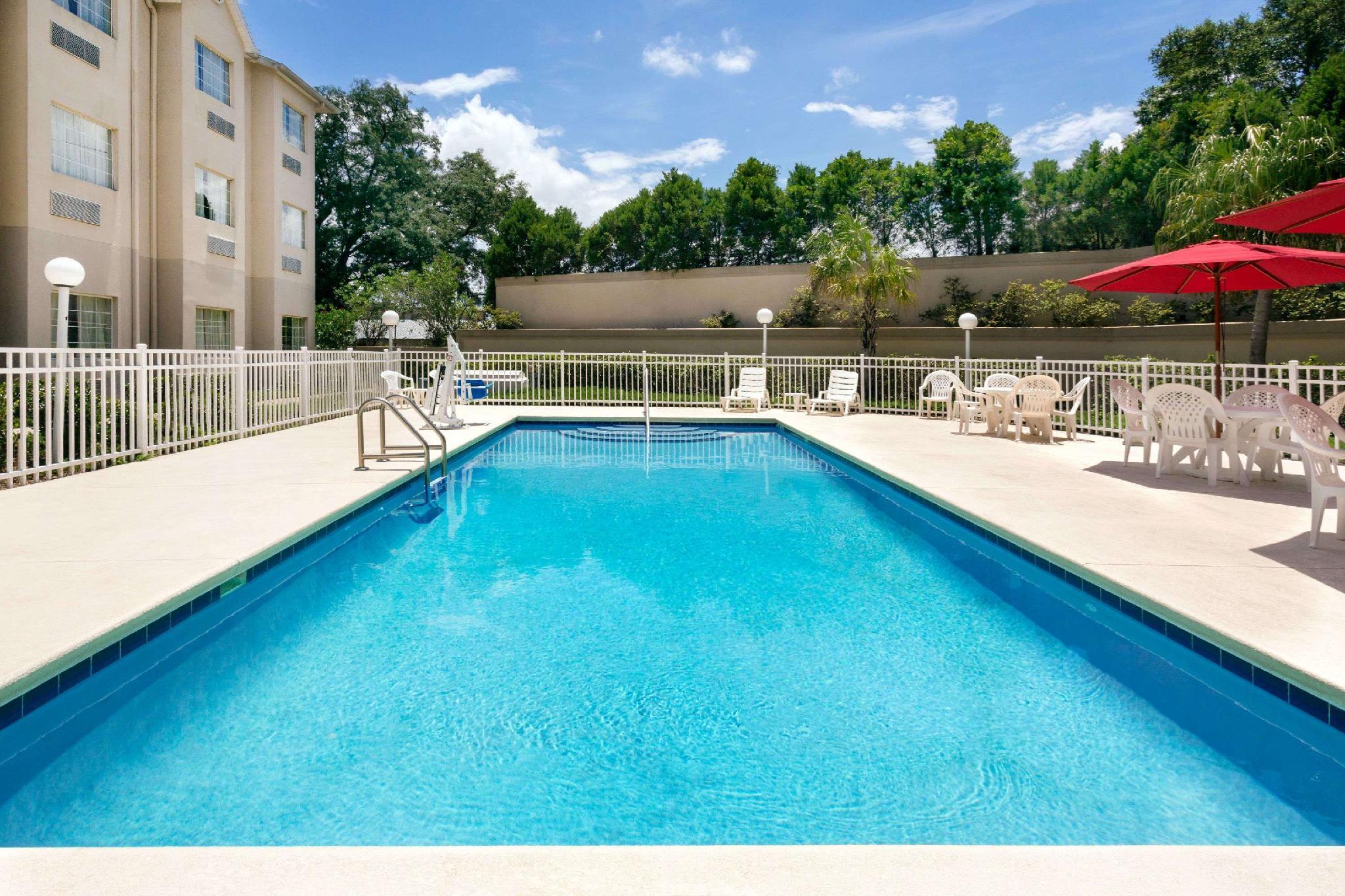 Microtel Inn And Suites By Wyndham - Lady Lake/ The Villages Extérieur photo