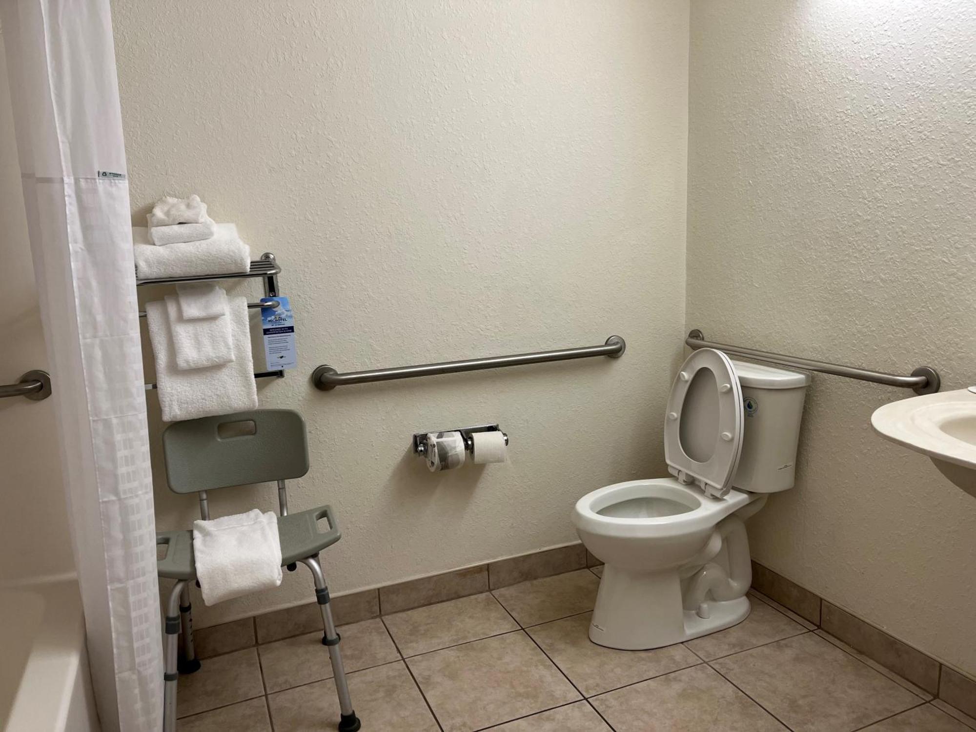Microtel Inn And Suites By Wyndham - Lady Lake/ The Villages Extérieur photo