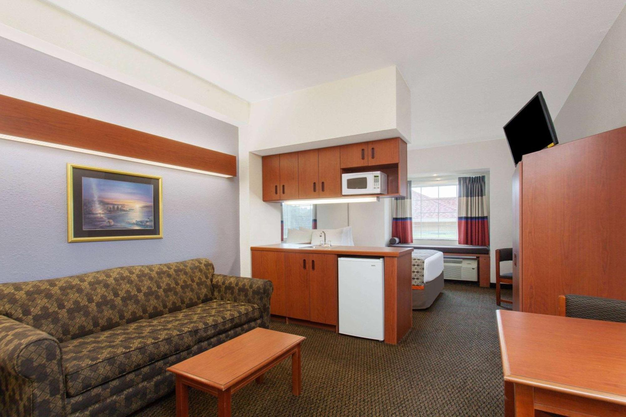 Microtel Inn And Suites By Wyndham - Lady Lake/ The Villages Extérieur photo